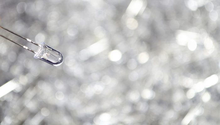 ไดโอด (Diode) คืออะไร มันนำไปใช้ทำอะไรกันนะ?