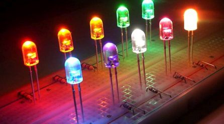 การคำนวณค่าตัวต้านทาน เพื่อใช้กับหลอดไฟ LED