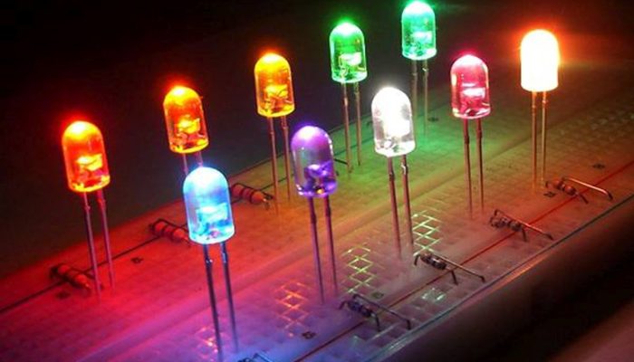 การคำนวณค่าตัวต้านทาน เพื่อใช้กับหลอดไฟ LED